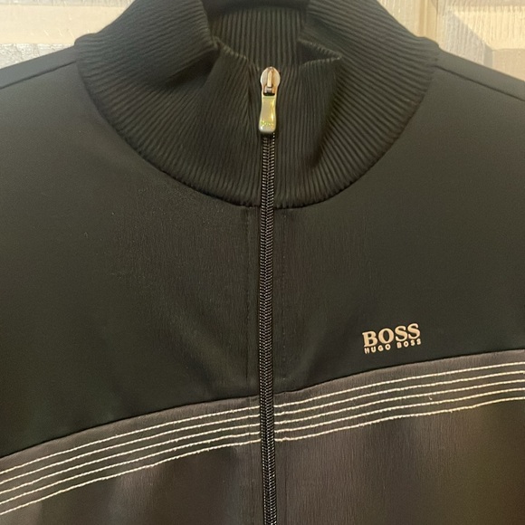 HUGO BOSS Men’s zip-up / size small / EUR 36 - Picture 2 of 7